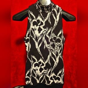 White House Black Market Sleeveless Top-Black/White with Beads SizeMedium